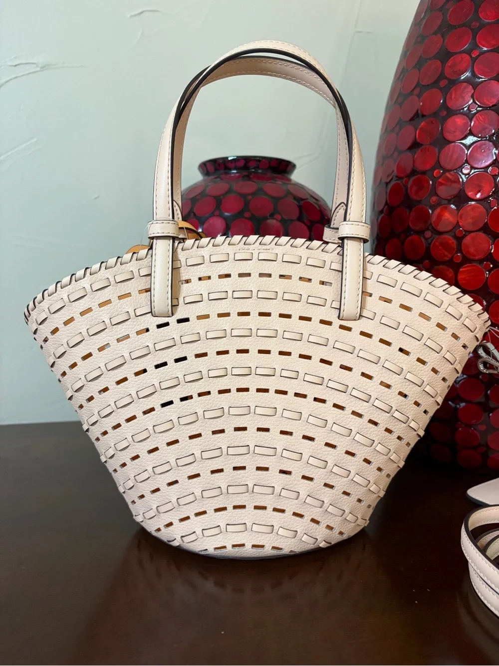 kate spade Dahlia Tote Bag in Crisp Peach NWT MSRP $399